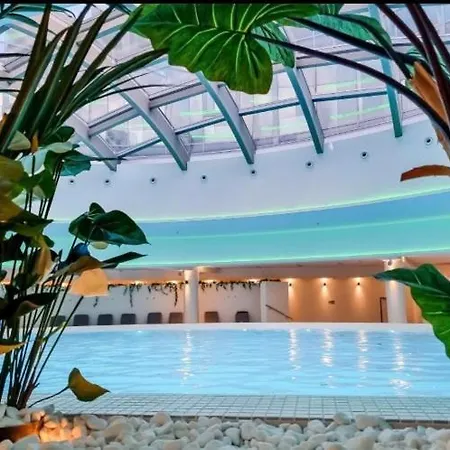 Hanza Tower Sky 22 Pool & Jacussi Szczecin